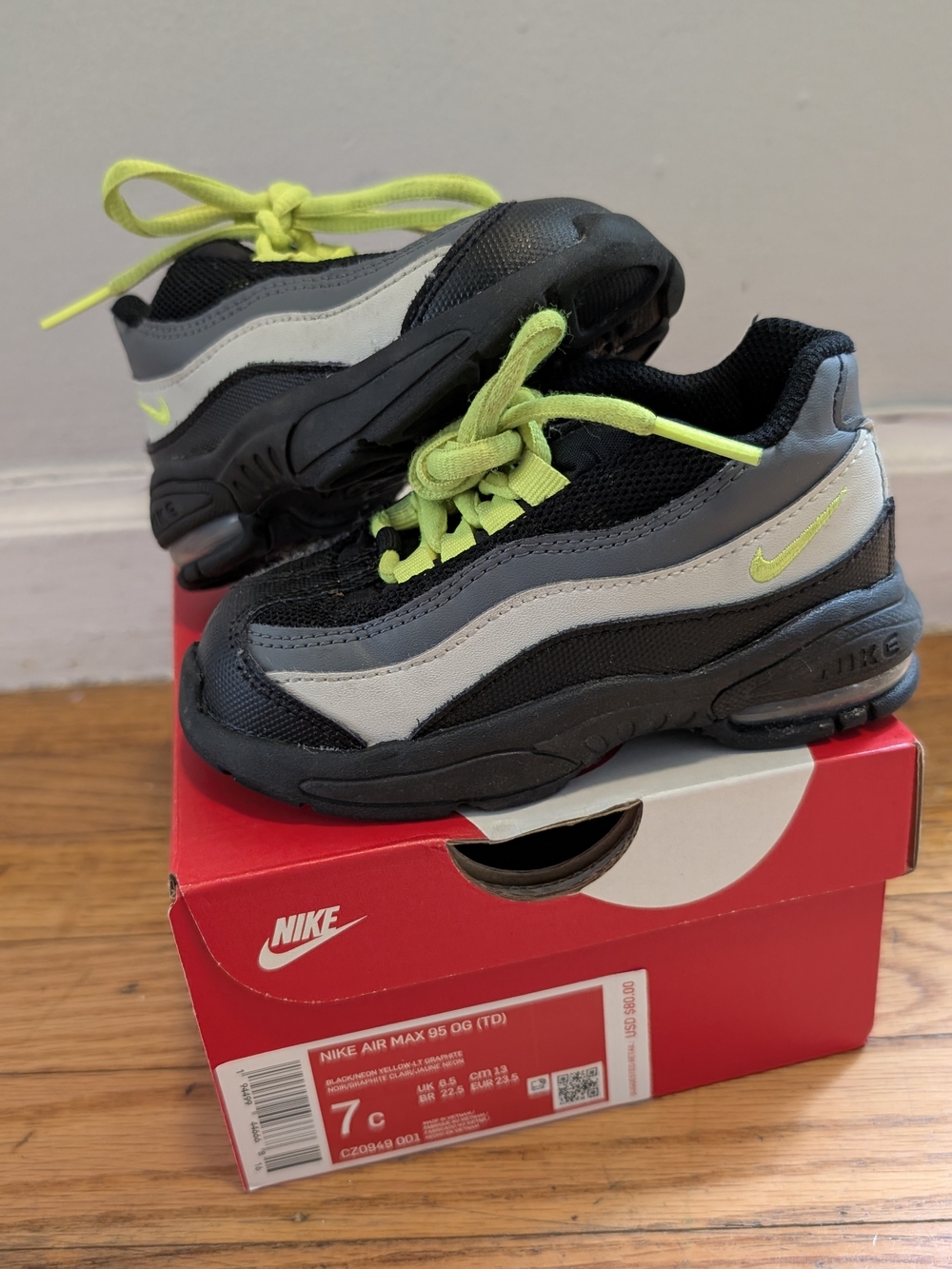 Nike Toddler Air Max 95 OG Sneakers Black/Neon